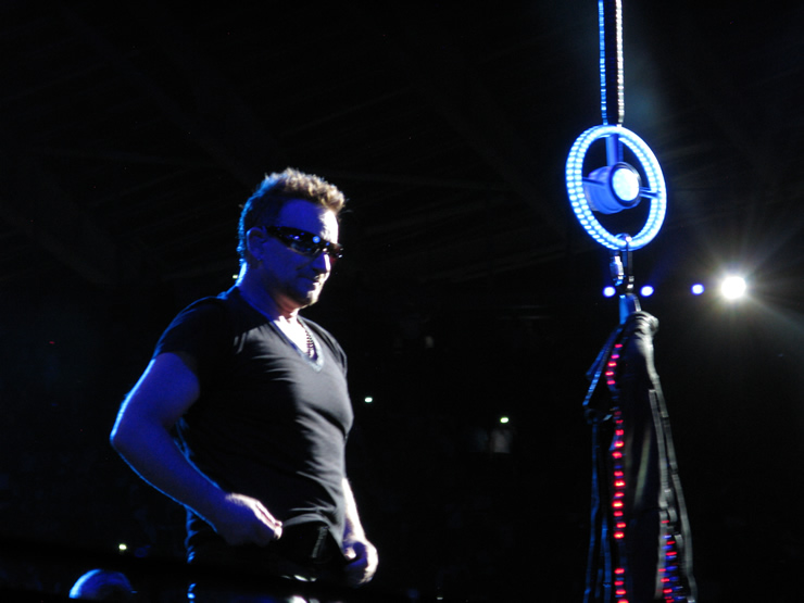 U2