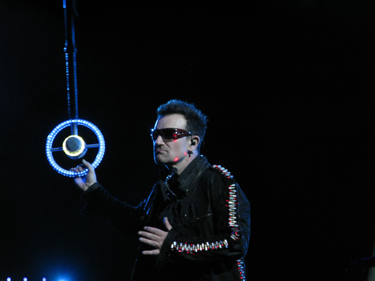 U2