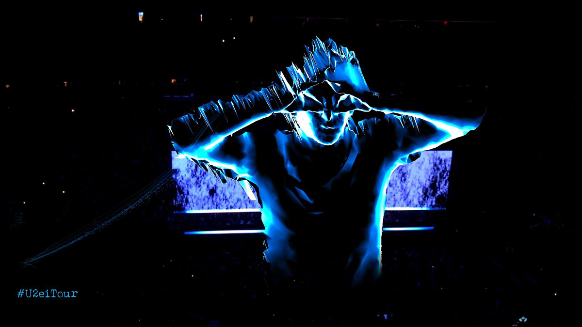 The U2 eXPERIENCE AR app: Then Bono, on the catwalk, sings Love Is All We Have Left (iPhone 7 Plus)