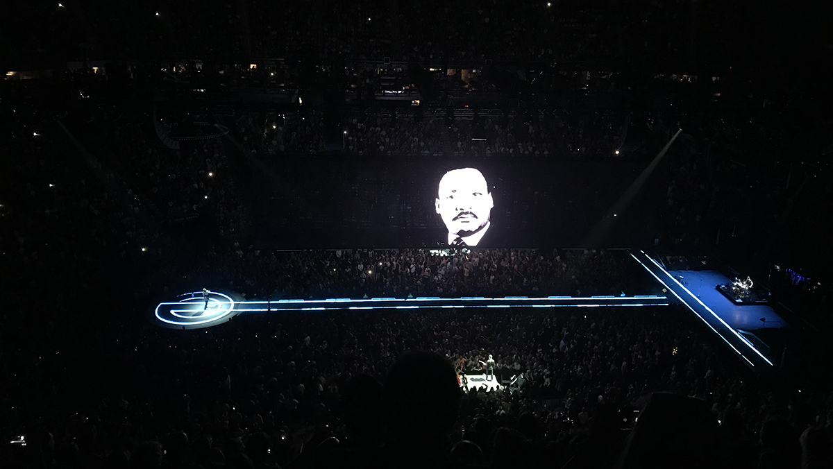 U2: eXPERIENCE and iNNOCENCE Tour 2018 (iPhone 7 Plus)