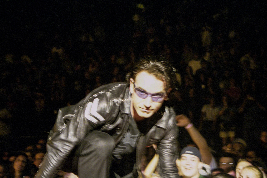 Elevation Tour U2: Bono