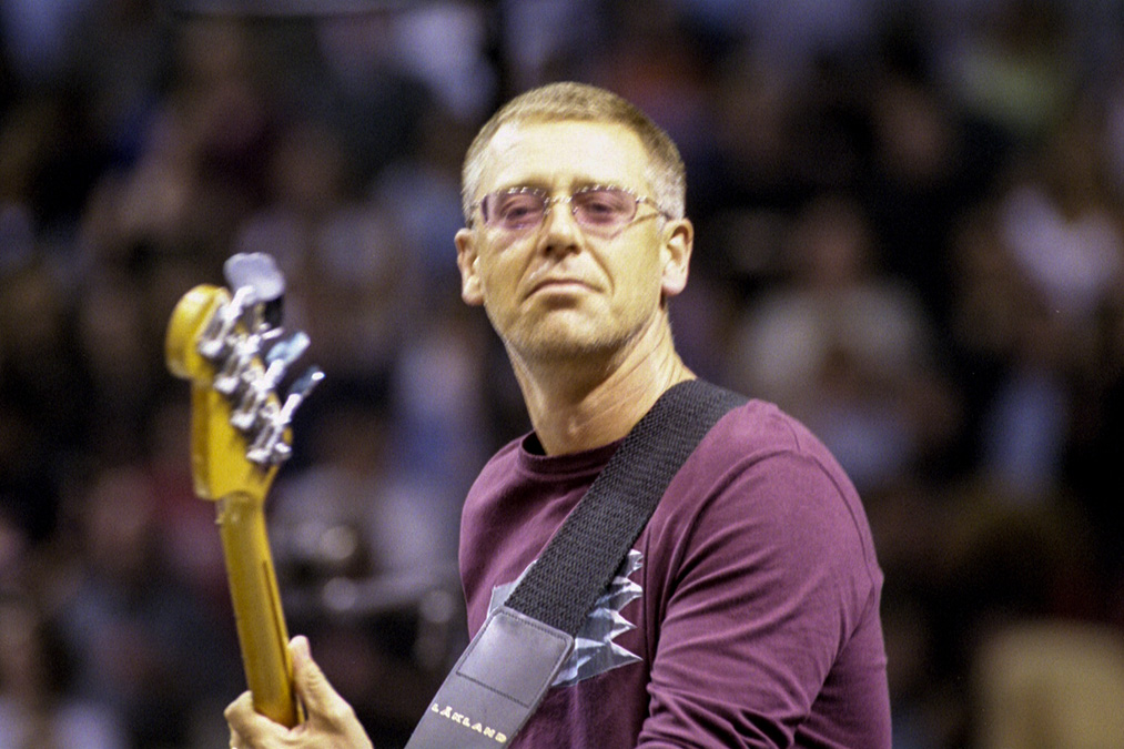 Elevation Tour U2: Adam Clayton