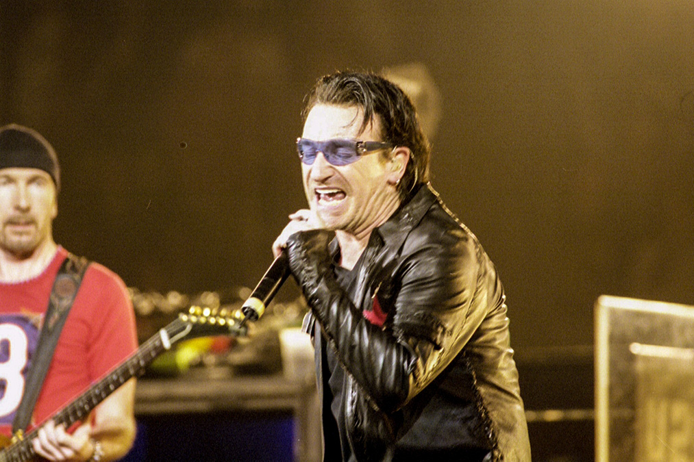 Elevation Tour U2: Bono