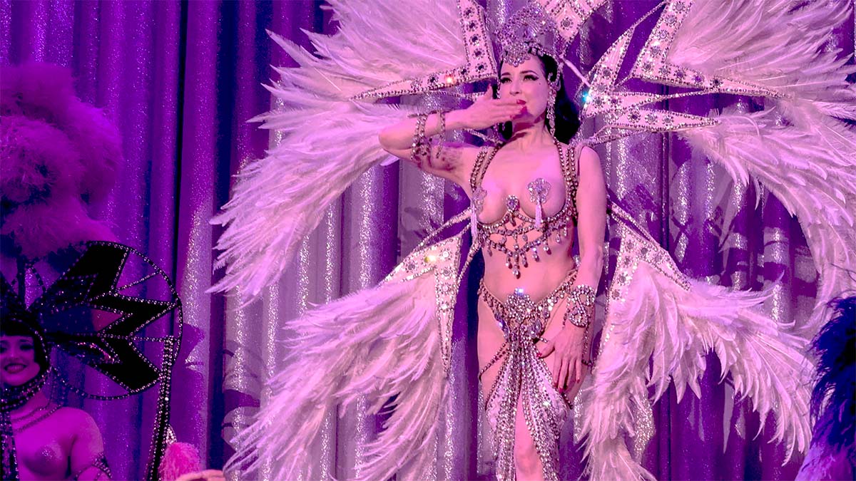 Dita Von Teese Horseshoe Casino
