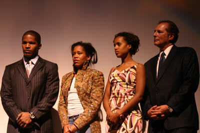 Jamie Foxx, Regina King, Kerry Washington, and<br> James L. White at the premiere of <i>Ray</i>