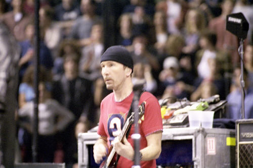 The Edge, AKA Sporty Spice... or is he Scary Spice?<br>(As introduced by Bono during the 27 Mai concert)