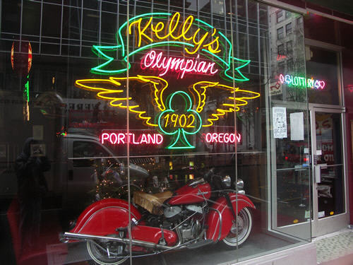 Kelly's Olympian: A Portland Landmark and Mattopian Hangout