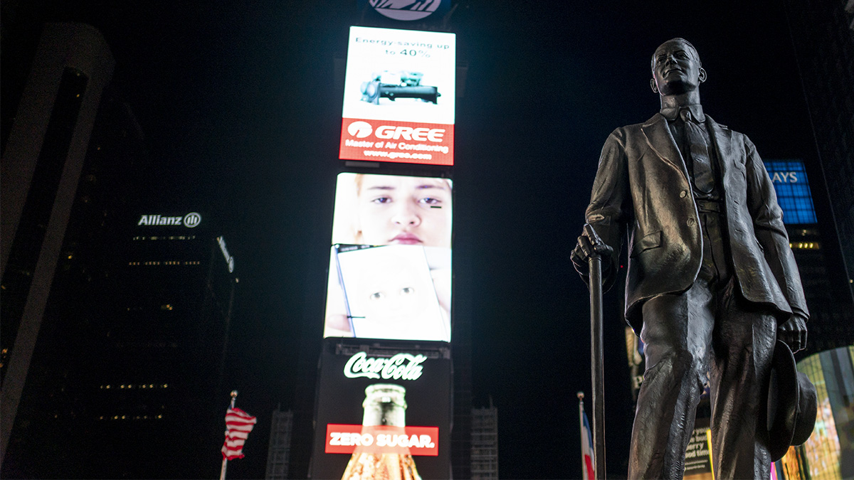 Statue of George M. Cohan